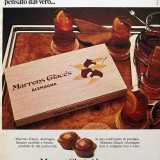 Oppure era possibile acquistare prestigiose scatole in latta litografata e raffinate confezioni in cartone dorato di cioccolatini variegati, marrons glac�s, tartufi, cantuccini